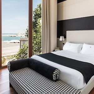 Camera deluxe con letto queen size